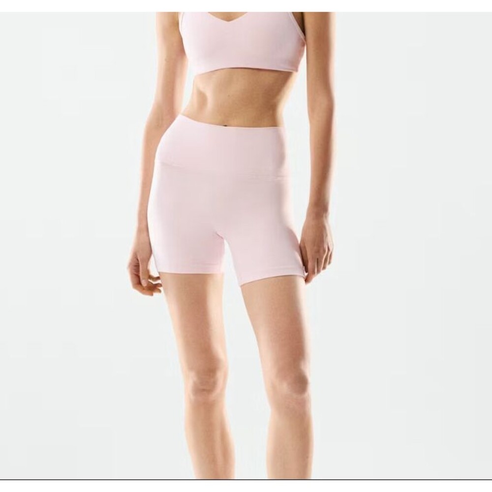 NWT Aritzia Golden Butter Cheeky Infinite Hi-Rise Biker Shorts Pink Womens 8